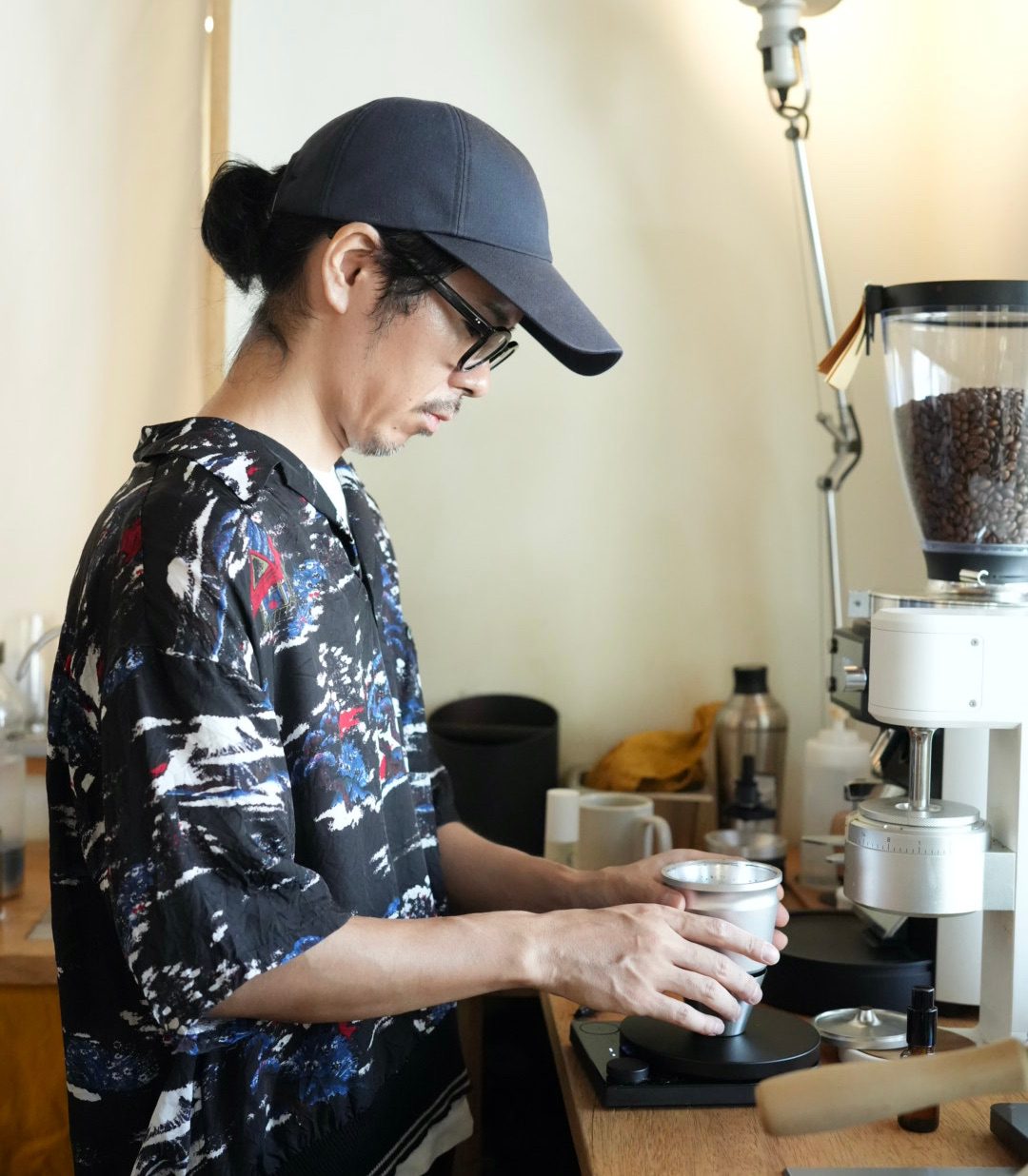 Barista making coffee